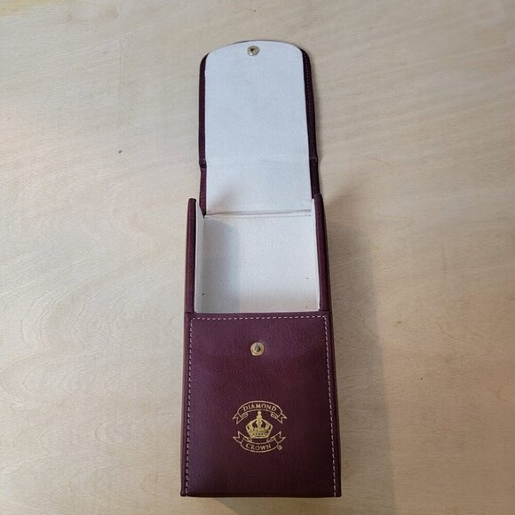 Diamond Crown Cigar Carrying Case - 3 Cigar Capacity - Picture 3 of 12